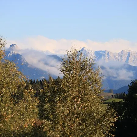 Apartment Mit Eigenem Garten Und Bergblick Oy-Mittelberg
