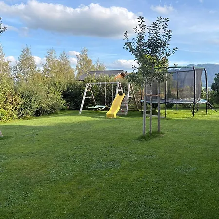 Mit Eigenem Garten Und Bergblick Appartement